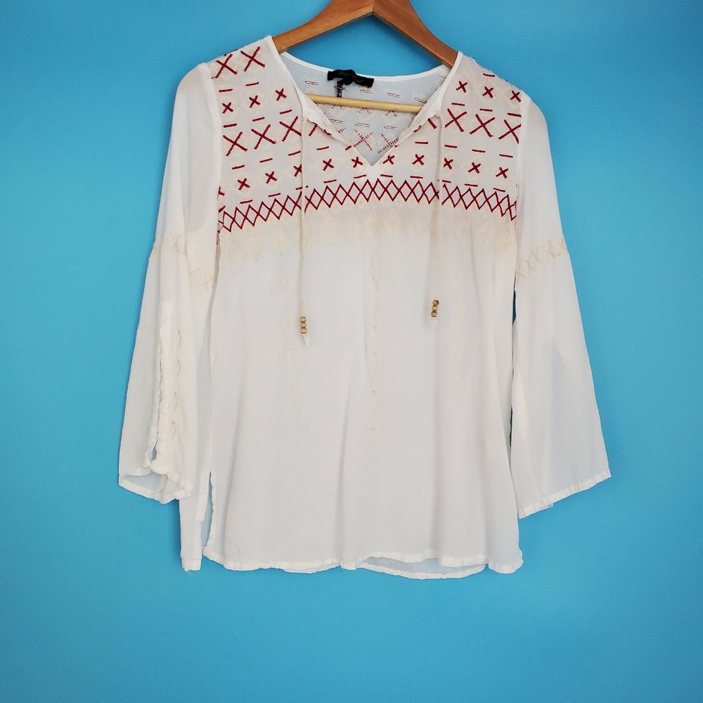 Honey Punch White Blouse Size Small Embroidered Tassel